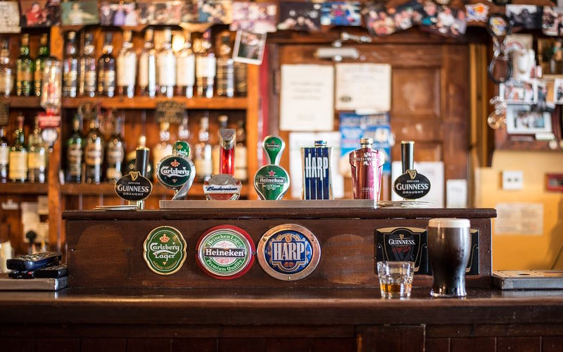 bar with beer taps