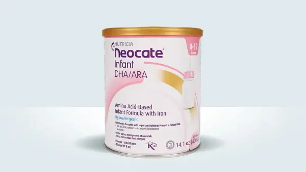 A can of Neocate® amino acid-based (AAF) infant formula with iron. The container states that this formula is hypoallergenic and for the dietary management of cow milk allergy (CMA/CMPA) and multiple food allergies.